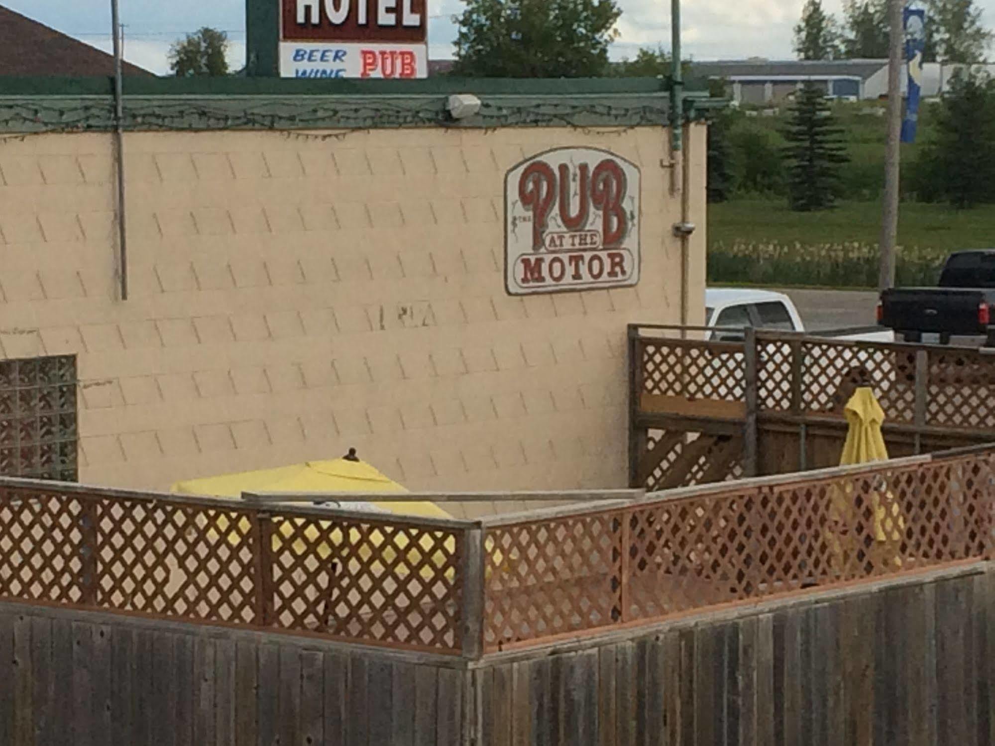 Esterhazy Motor Hotel 외부 사진